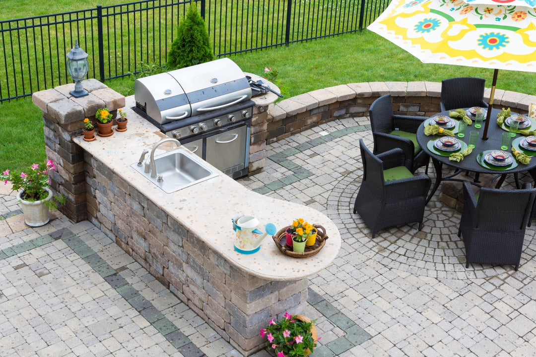 Best Countertop Materials for Outdoor Kitchens